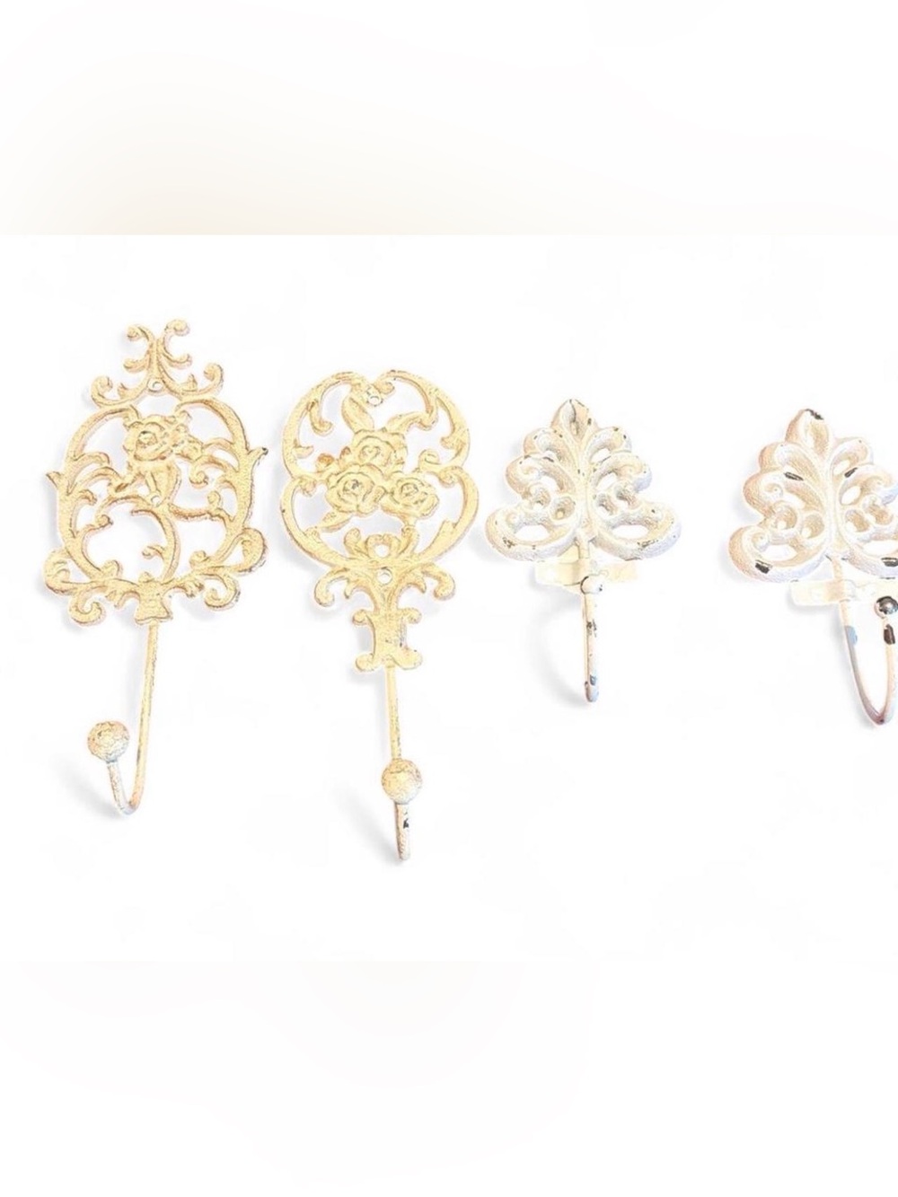 Set of 4 Ornate Decorative Wall Hooks in Distressed Ivory/ cream